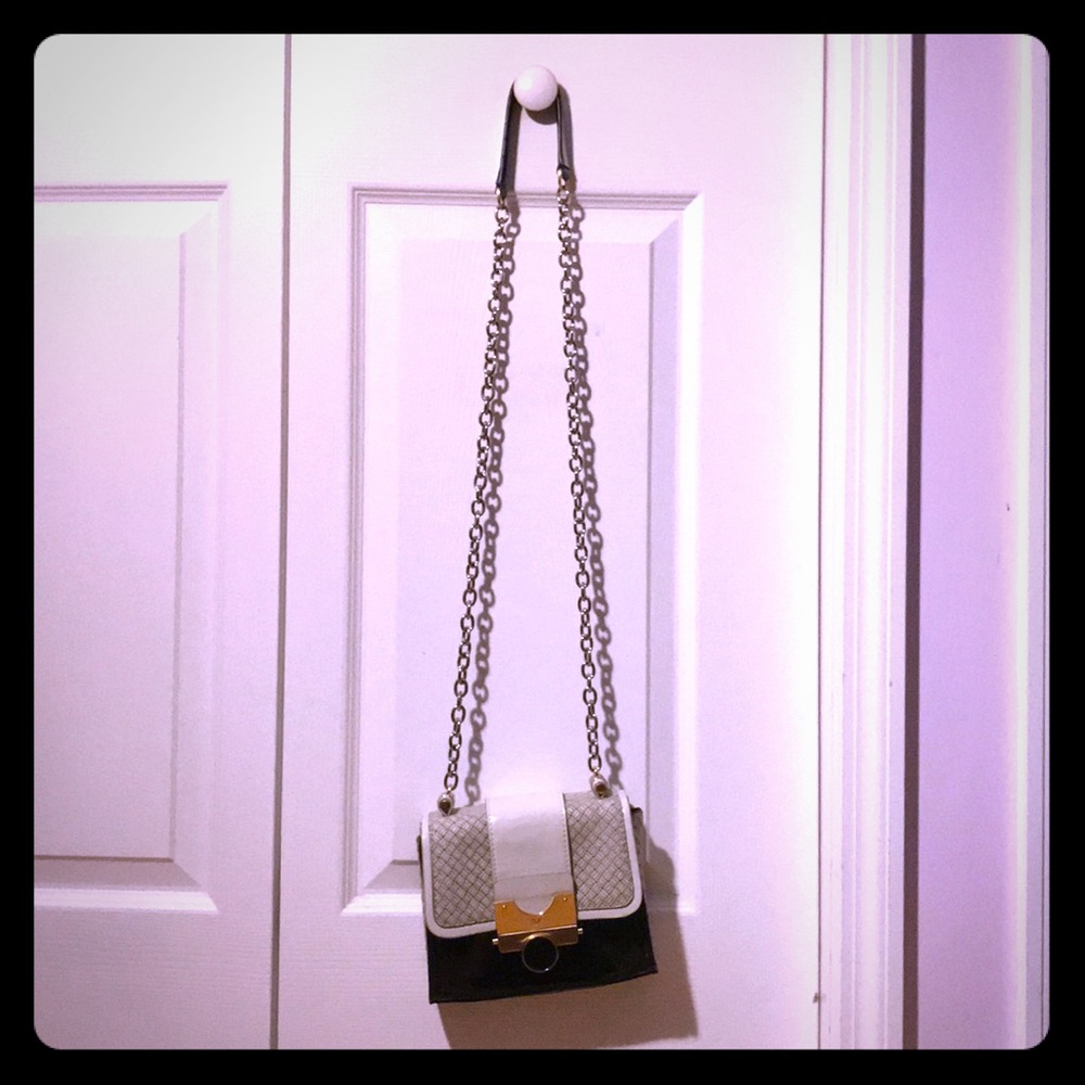 Over the shoulder Chain purse